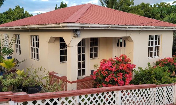 Saint Paul Parish House | Prince Guest House