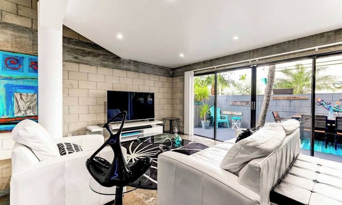 Nurmi Isles Apartment | Private 2 bed Townhome Near Beach and Las Olas