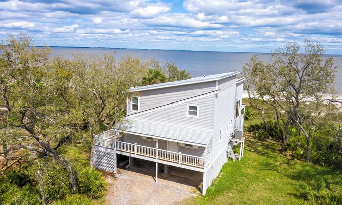 Saint Helena Island House | PRIVATE BEACH - Ocean Front on Coffin Point