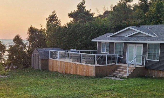 Port Albert House | Private Beach, Lakefront Escape in Port Albert.