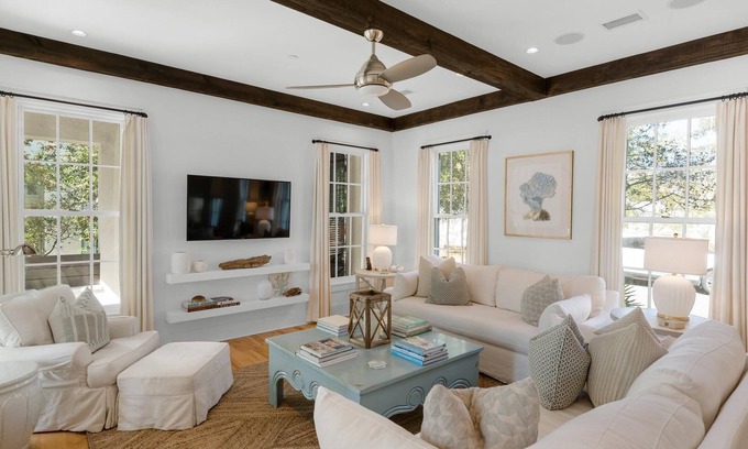Rosemary Beach Cottage | PRIVATE BEACH/POOL ACCESS-Expansive Courtyard-Minutes to Beach/Pools-4 Bikes