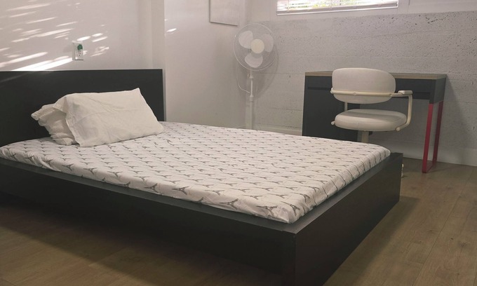 Delta Bed & Breakfast | Private bedroom (2) in shared suit
