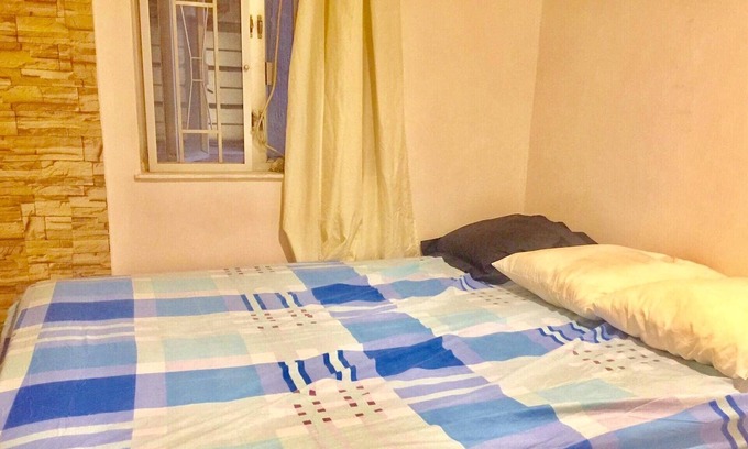Yau Tsim Mong Apartment | Private Cheap Economic Big Entire Unit in Heart of HK