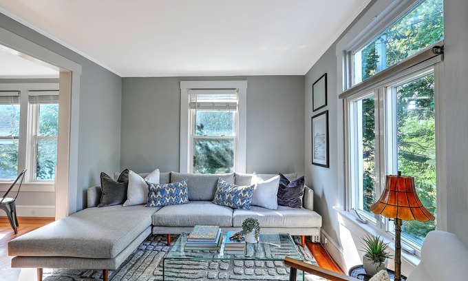 Off Broadway Apartment | Private Gem in Heart of Downtown Newport