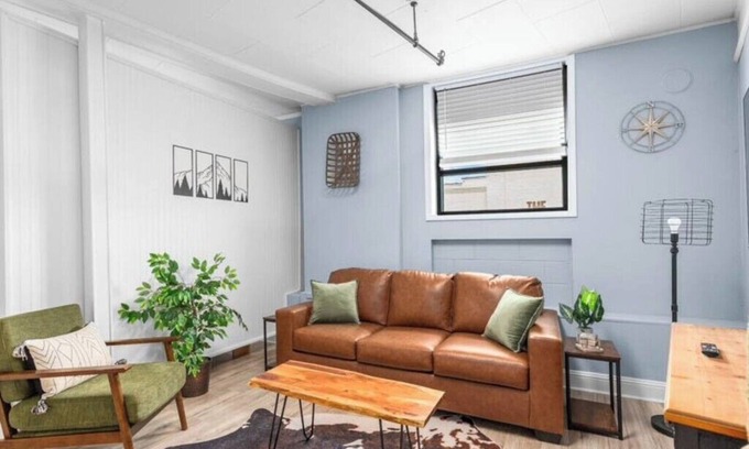 Jonesville Apartment | Private Getaway in Downtown Elkin Near Vineyards!
