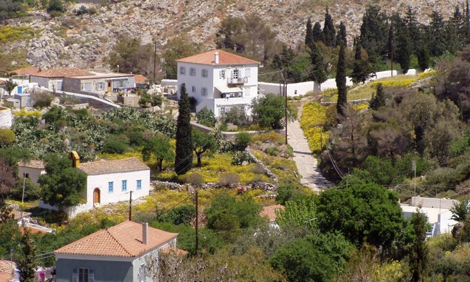 idhra House | Private holiday home - total relaxation in car-free island in