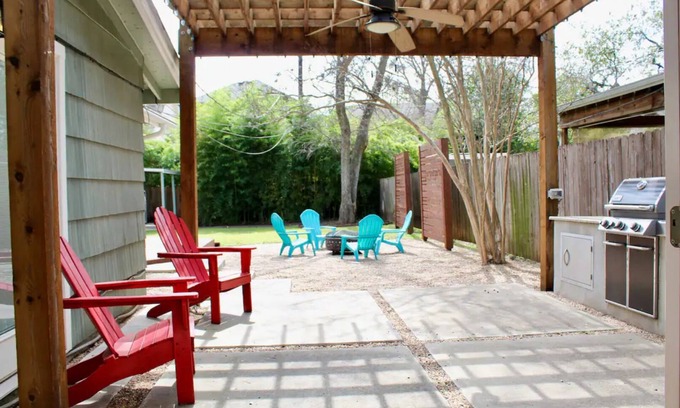 Tarrytown House | Private home 5 minutes from downtown with large outdoor space!