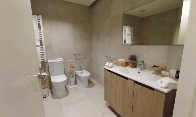 Guimaraes House | Private house with shared outdoor pool