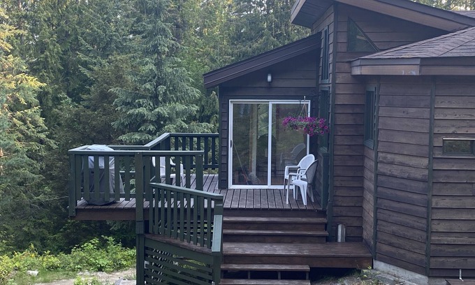 Private Mossy Mountain Suite nestled in the forest by Kootenay Lake ...