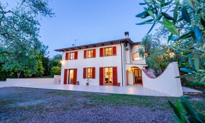 Manciano Villa | Private villa with Jacuzzi in Montemerano, near Terme di Saturnia