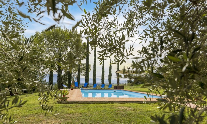 Cantalupo Villa | Private villa with swimming pool in the heart of Umbria