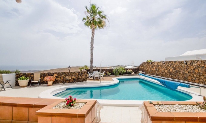 Tias Villa | Private - VV - Villa Vispera - Luxury 3 Bedroom, Heated Pool, Tias.❤️