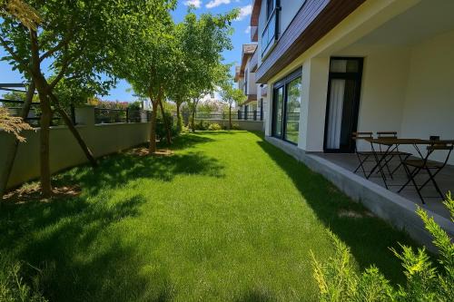 Lara Apartment | Professionally Maintained, Spacious New Residences Near Lara Beach & Kundu