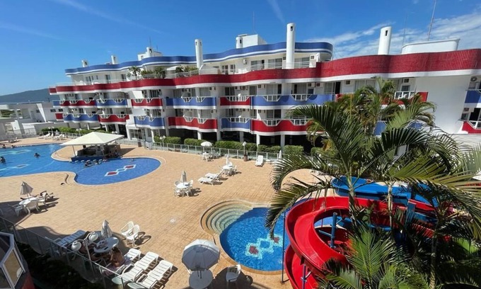 Ingleses Norte Condo | PROMOTION BEACH FRONT INGLESES, AIR, TV, SWIMMING POOL, HEATED POOL, GAMES, WIFI