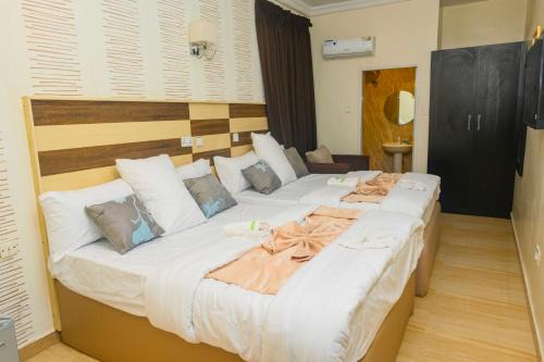 Owerri Hotel | Proximus Hotel and Suites