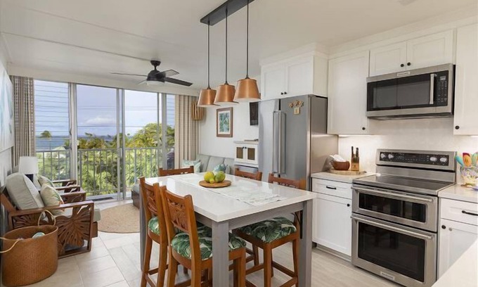 Kamuela Condo | PUAKO BEACH CONDO #309 Newly remodeled with amazing ocean views!