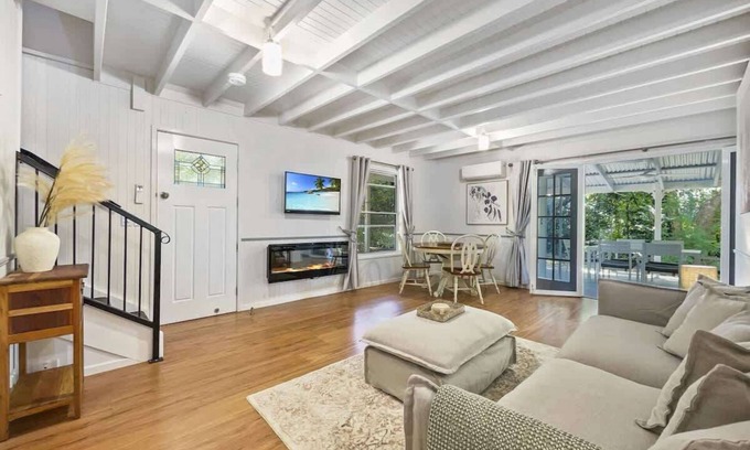 Balmoral Ridge House | Puddleduck Cottage - Garden Hideaway Near Maleny