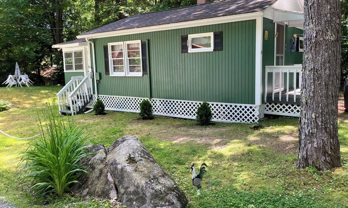 Mount Sunapee Cottage | PUT YOUR BOAT IN YOUR OWN BOAT SLIP FOR YOUR STAY AT 'ROCKY ROOST ' ON SUNAPEE