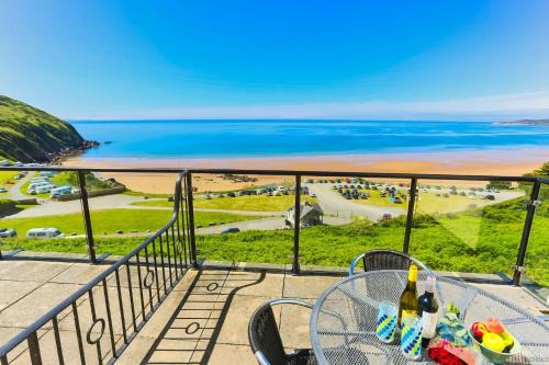 Putsborough House | PUTSBOROUGH CLIFTON COURT 17 1 Bedroom