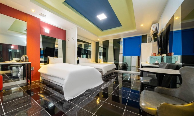 Pyeongtaek Hotel | Pyeongtaek Khan Self Check-in Motel