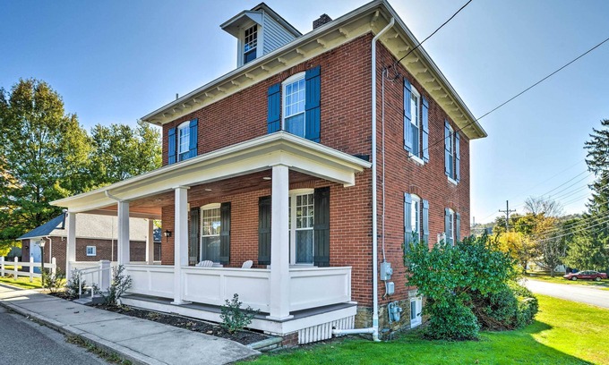 Ligonier House | Quaint Ligonier Family Home - 3 Miles to Idlewild!