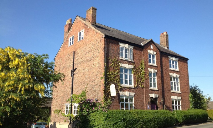 Pickmere House | Quality bed & breakfast accommodation in Pickmere nr Knutsford & Northwich