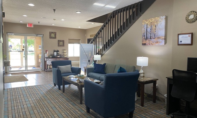 Brookings Hotel | Quality Inn Brookings - University