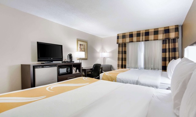 Oneonta Hotel | Quality Inn Oneonta Cooperstown Area