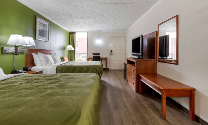 Roxboro Hotel | Quality Inn - Roxboro South