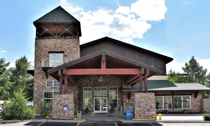 Silverthorne Hotel | Quality Inn & Suites Silverthorne - Copper Mountain