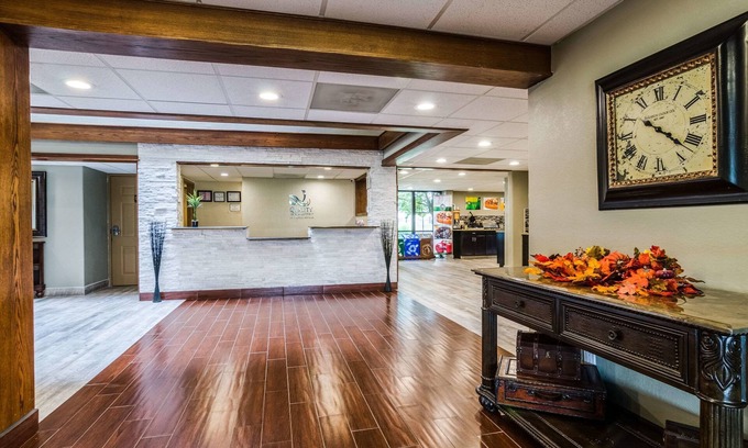 Winfield Hotel | Quality Inn & Suites