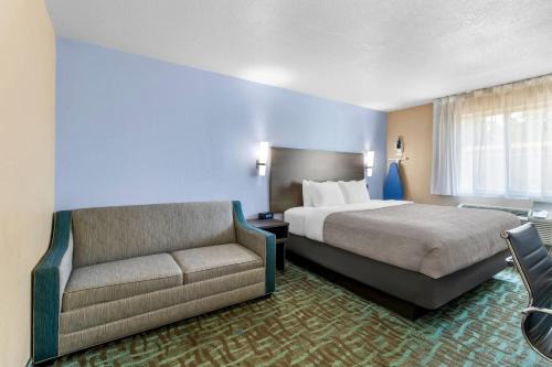 Johnstown Hotel | Quality Inn