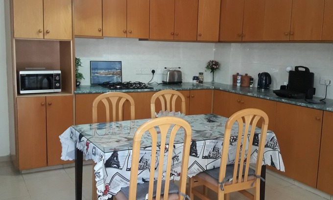 Limassol Apartment | Quality studio with good transport links near limassol casino &sea marina mymall