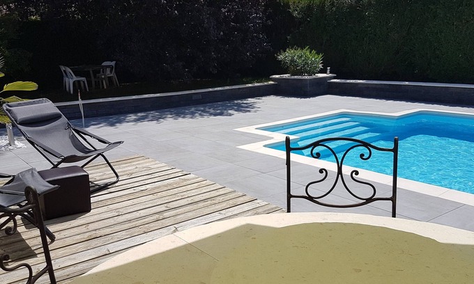 Saint-Lothain Villa | Quiet 3 épis gîte for 8 people with private pool