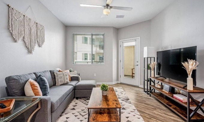 Camelback East Apartment | Quiet Abode with Resort Pool