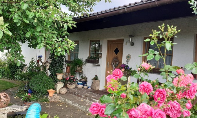 Nußdorf Apartment | Quiet apartment with stunning alpine panorama as on vacation