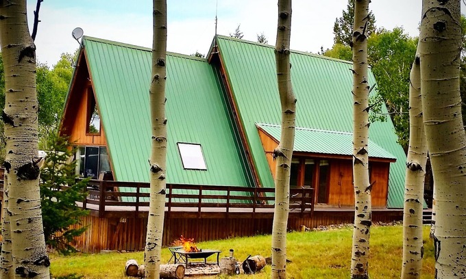 Cimarron House | Quiet Aspen forest with a Mountain View.