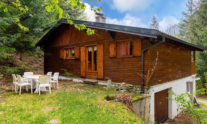 Mittlach Ski Chalet | Quiet chalet in the mountains 'Les Airelles' with Private Terrace and Wi-Fi