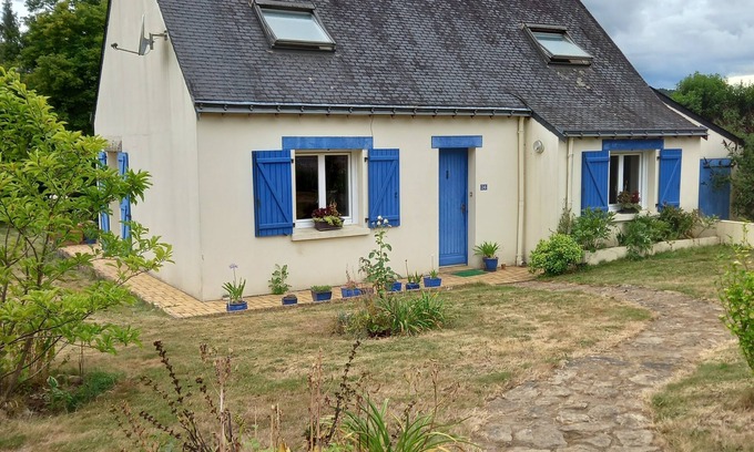 Saint-Barthelemy House | Quiet house near Blavet river.Not far from town(5mn to Baud, beaches 30 mn)