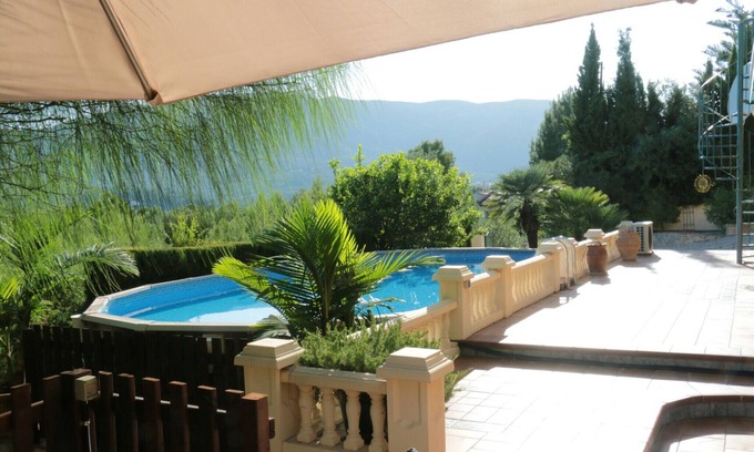 Alcalali House | Quiet Location, set back from the village (AT-472949A)