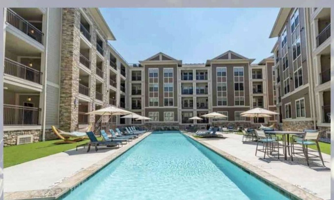 Lazybrook/Timbergrove Condo | Quiet/luxury stay in the heart of Houston , near everything