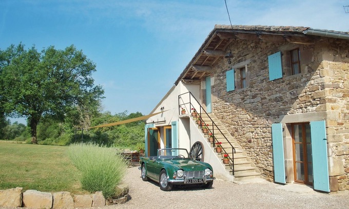 Saint-Marcel-Campes Cottage | Quiet old-stone gite with pool/Gîte paisible en vieilles pierres avec piscine