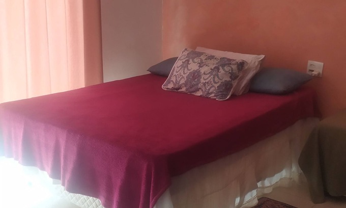 Rio Claro House | Quiet room with double bed