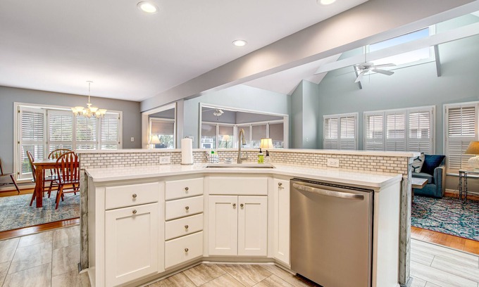 Isle of Palms House | Quiet Sea Oats home steps from the beach w/ community pool