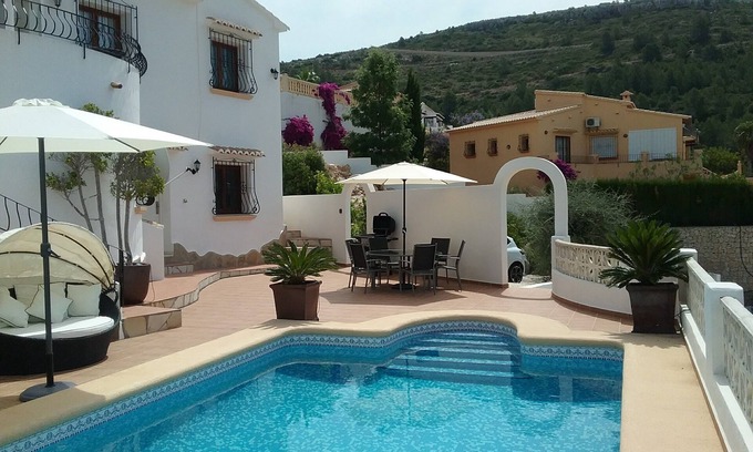 Orba Villa | Quiet Villa with amazing mountain views