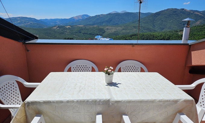 Moliterno Apartment | Quiete del Sirino - Self-contained apartment complete with everything, for groups/families