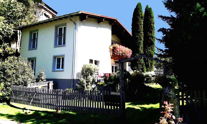 Tobadill Apartment | Quietly located apartment with garden