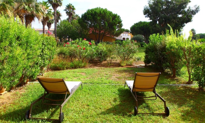 Cavalaire-sur-Mer Apartment | Rés. Les Lavandiers - Appart 2 Chb Avec Jardin