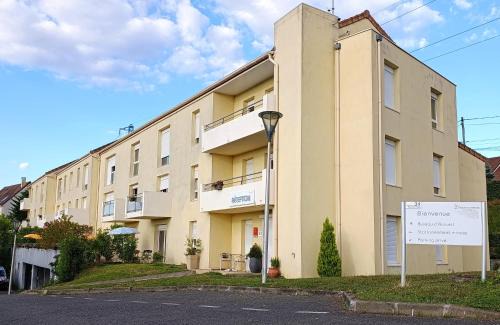 Bretigny-sur-Orge Apartment | Résidence Carouge Appart Hôtel