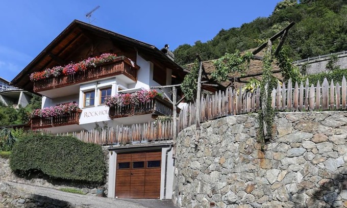 Albions Apartment | RÖCK Weingut - winery